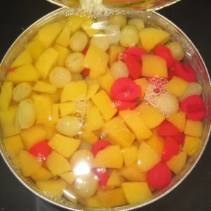 425g Canned Fruit Cocktail in Light Syrup