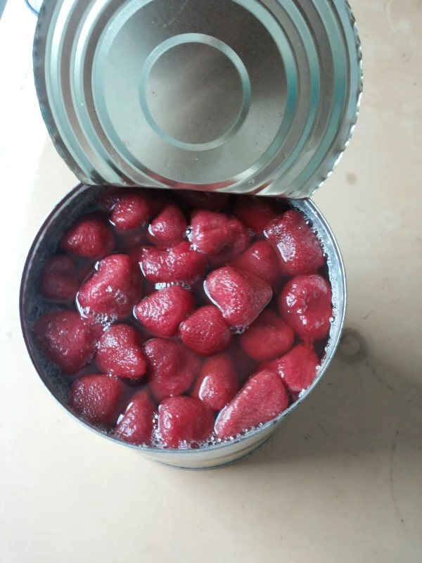 Canned Strawberry in Light Syrup Canned Strawberry in Light Syrup