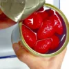 Light Syrup Canned Strawberry Fruit in Tin